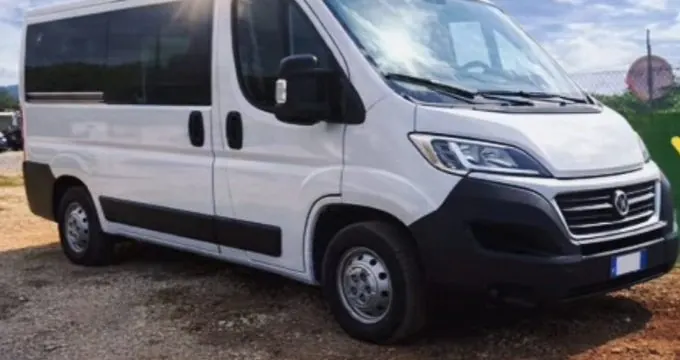 Minibus 9 posti GDO Noleggio
